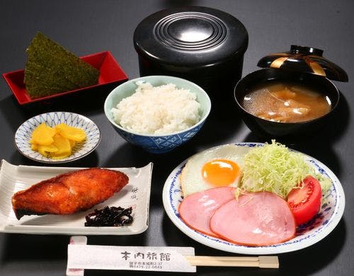 木内旅館の和朝食*