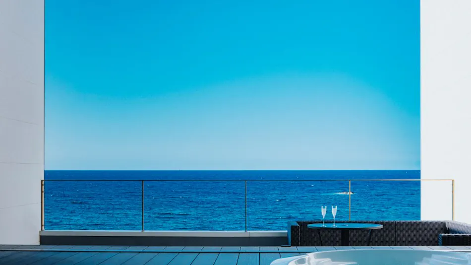BLUE SQUARE