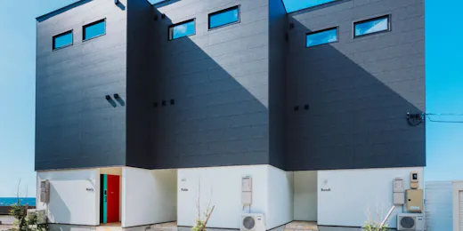 BLUE SQUARE