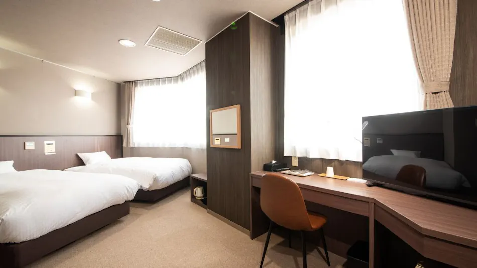 Tochigi Station Hotel