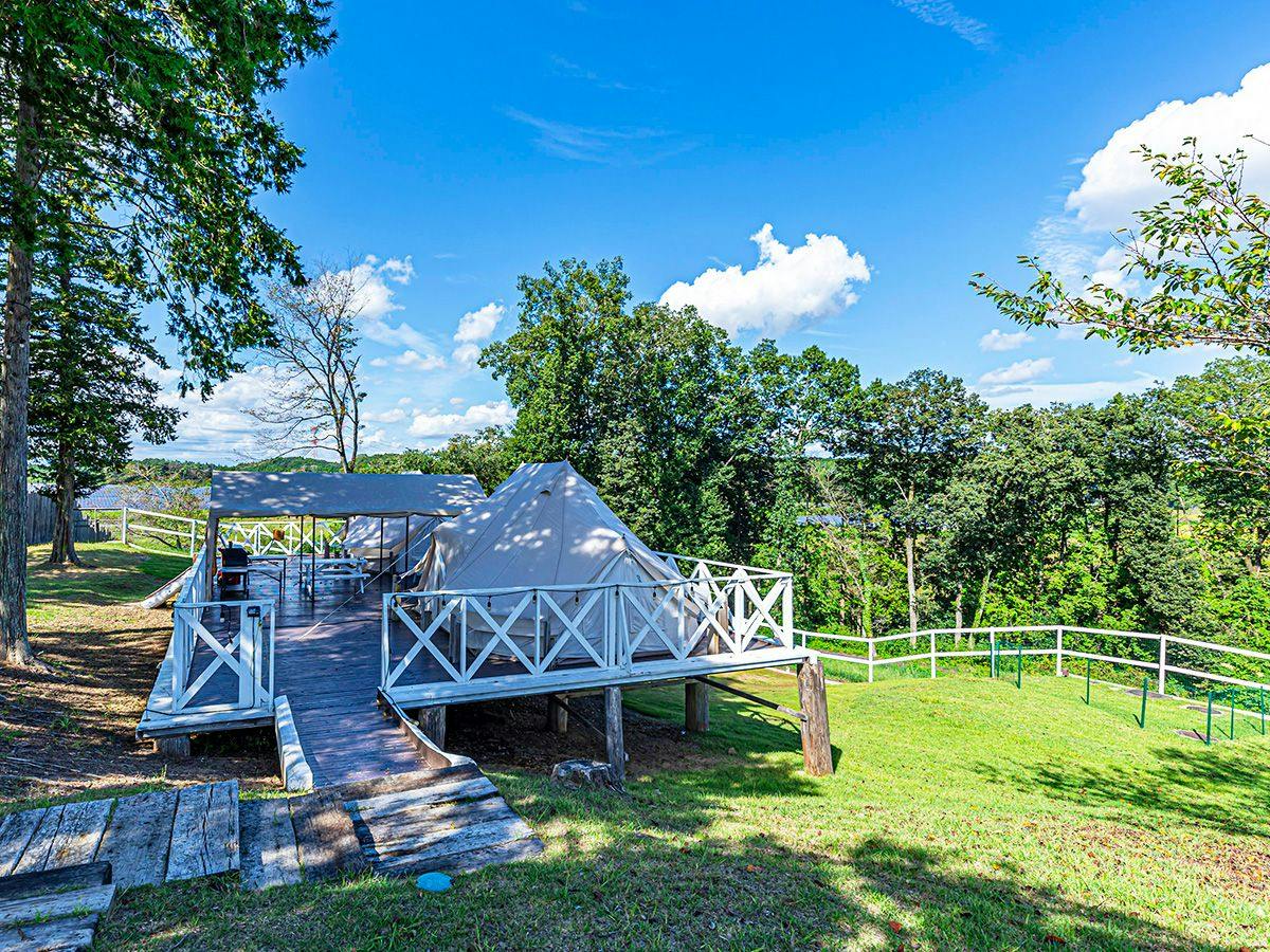 58 Rustic Camp