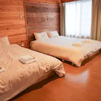 넓은 디럭스 트윈룸입니다.