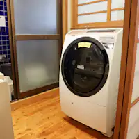 세탁건조기가 구비되어 있습니다.