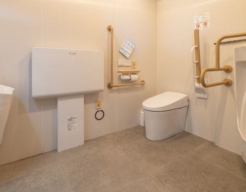 誰でもトイレ（ロビー）