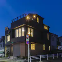 ภายนอก_กลางคืน