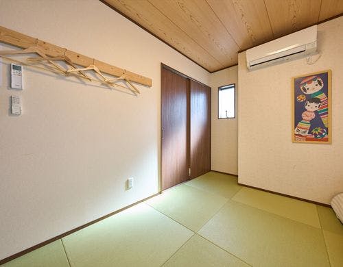 2階：和室（布団3組）