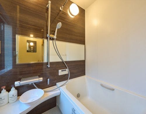 1階：バスルーム