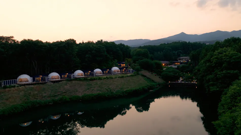 Glamping Area: Water, Wind, and Moon