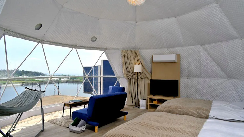 Glamping Area: Water, Wind, and Moon