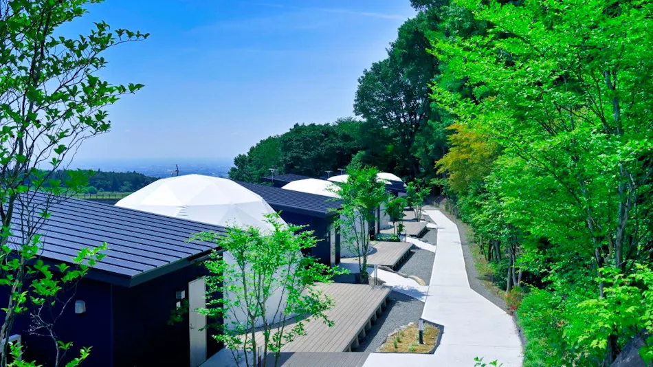 Glamping Area: Water, Wind, and Moon