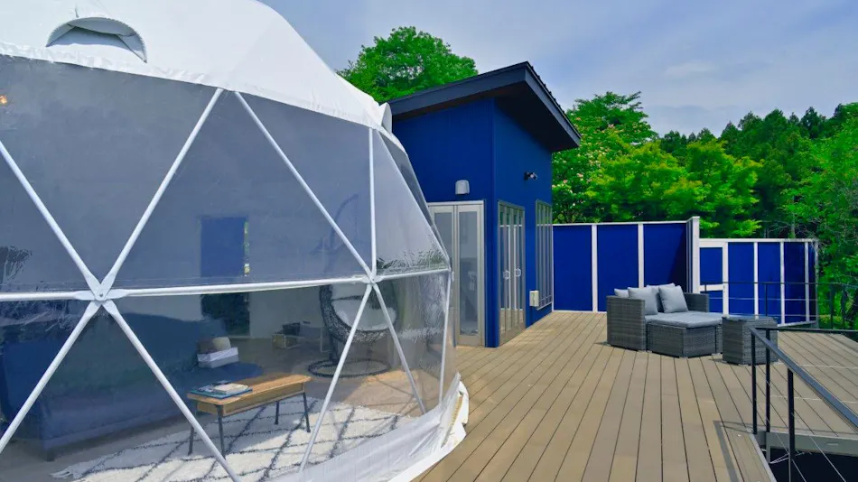 Glamping Area: Water, Wind, and Moon