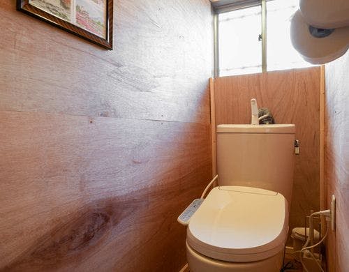 ウォシュレット付きトイレ