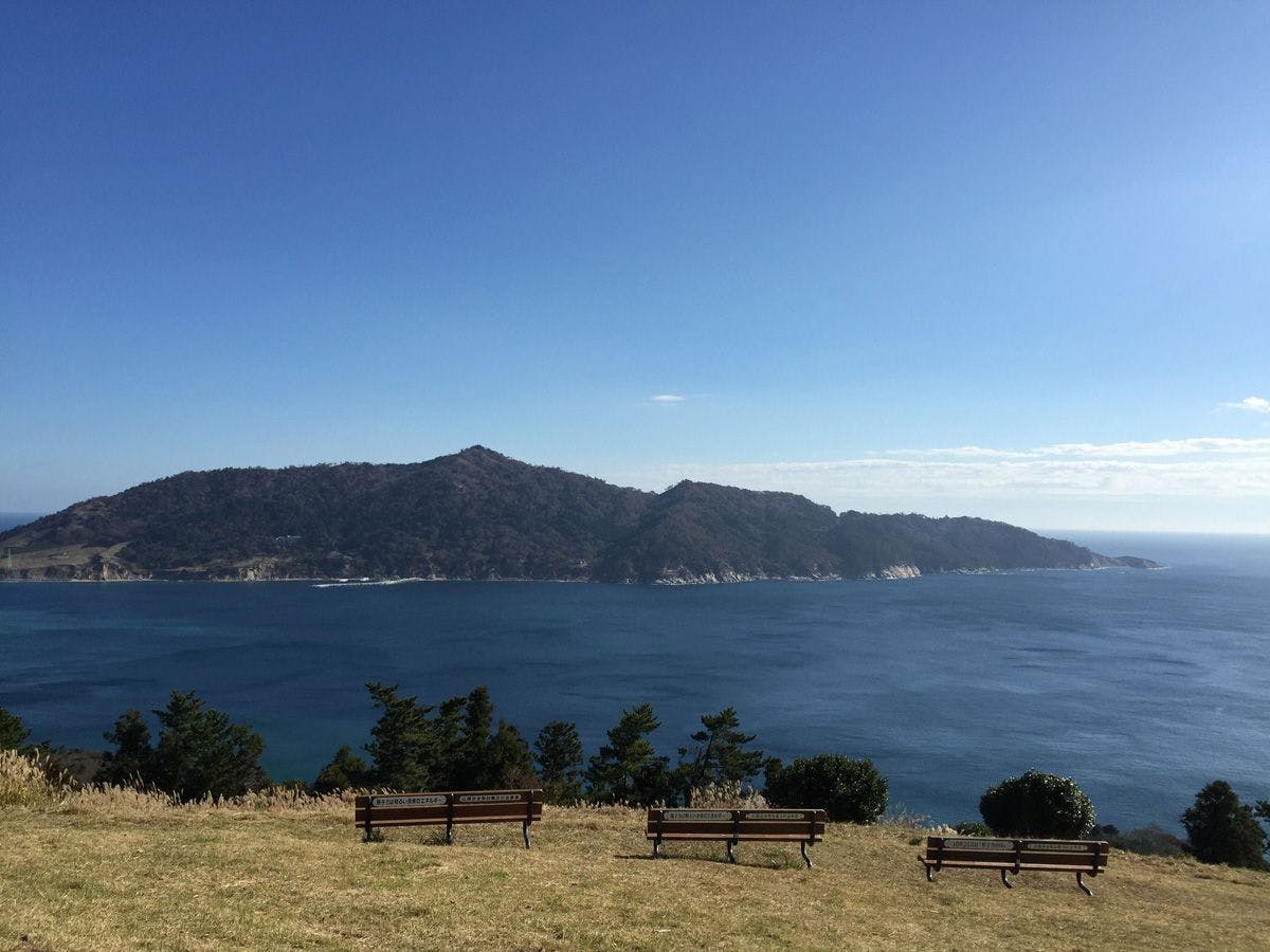 *Pemandangan sekitar