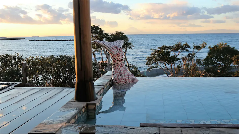 Natural Onsen Mermaid's Bath Ryokan Kaikozu