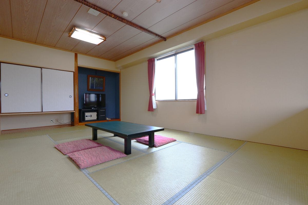 Sunny Inn Mukai