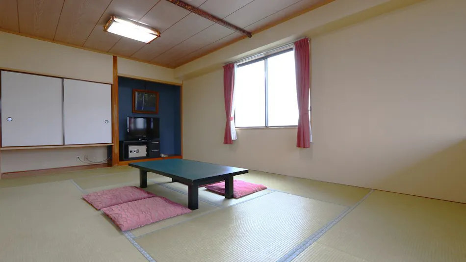 Sunny Inn Mukai