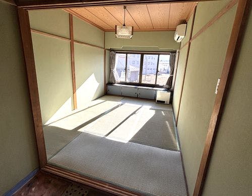 別館２階、畳を張り替えたばかりです！
