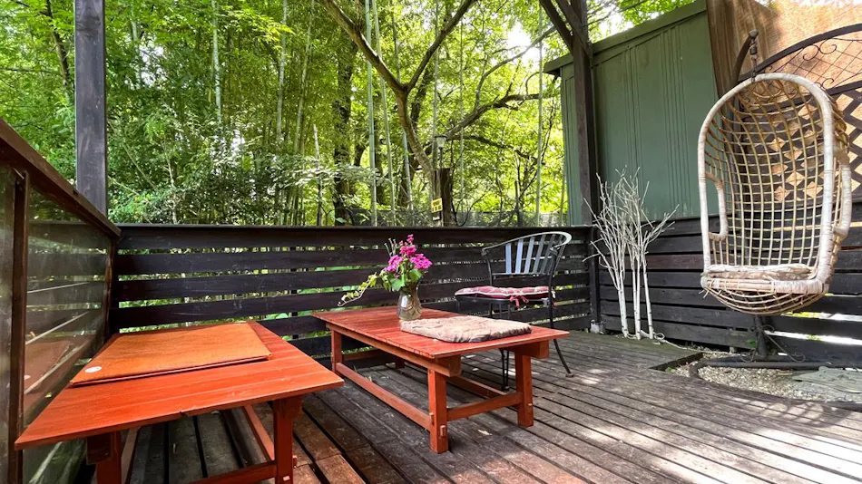 Forest Hideaway Inn Sheep
