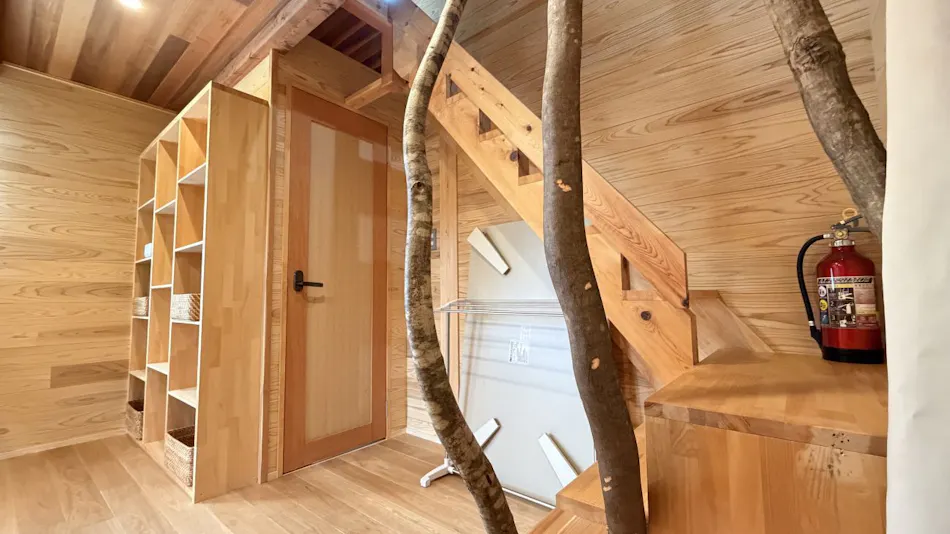 Iiyama FOREST BASE 292 Treehouse Komori