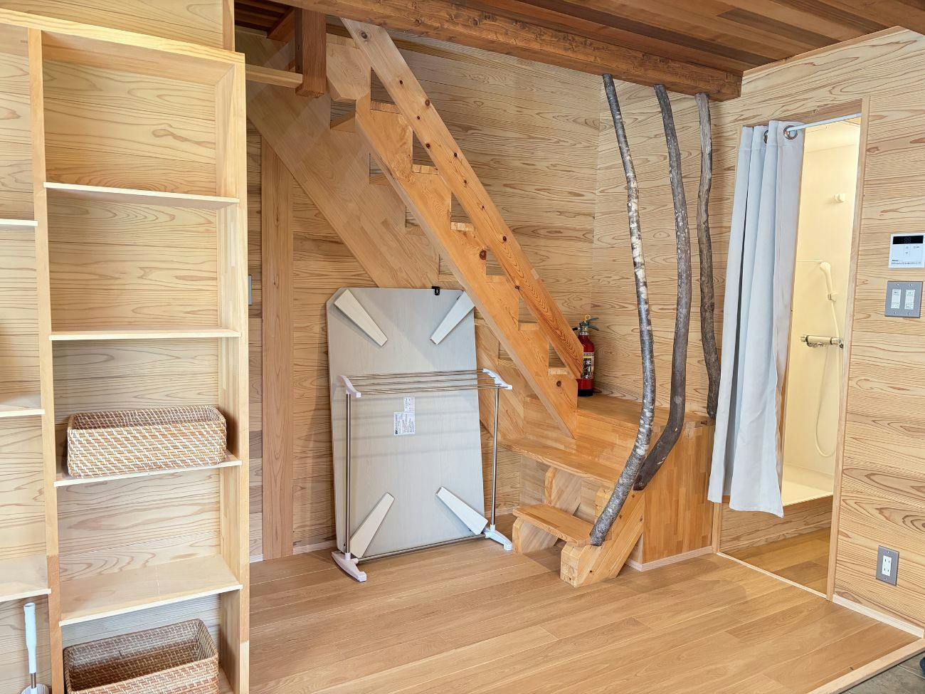 Iiyama FOREST BASE 292 Treehouse Komori