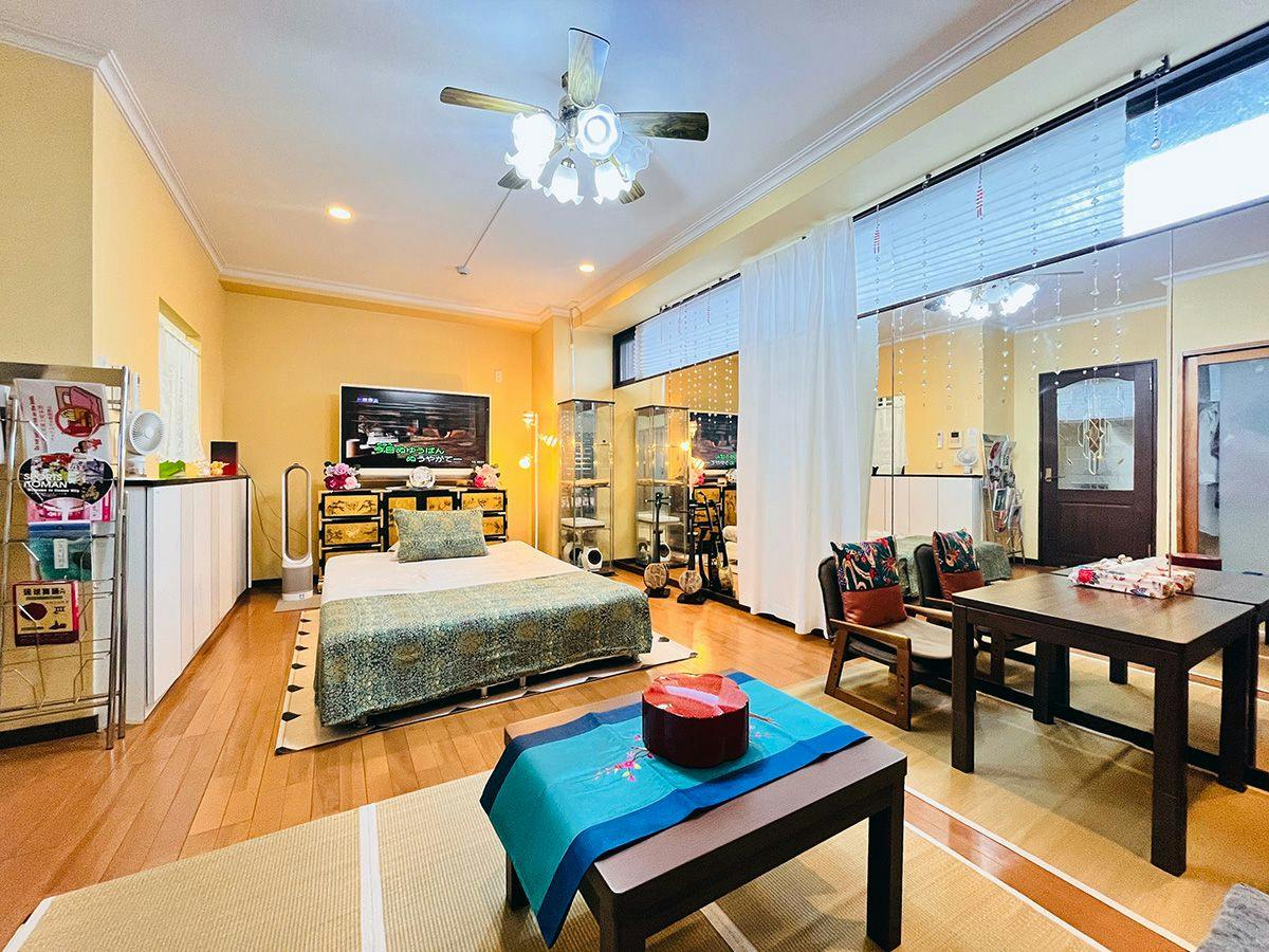 Bibi Palace – A Ryukyu-Modern Hideaway Where You Can Experience Okinawan Traditional Culture –