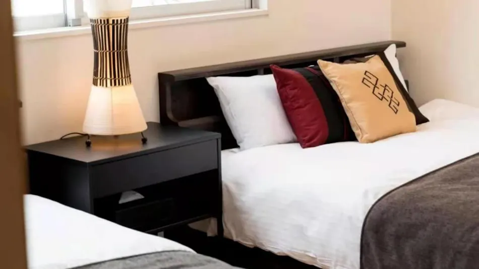 HOTEL AIRSTAR