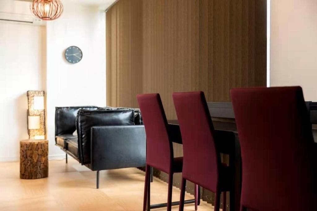 HOTEL AIRSTAR