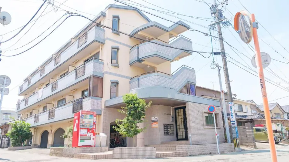 Laforet Building No. 26
