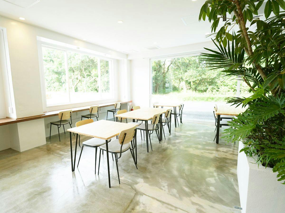 OiseSun CAFE & HOTEL