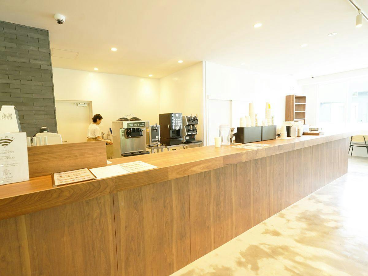 OiseSun CAFE & HOTEL