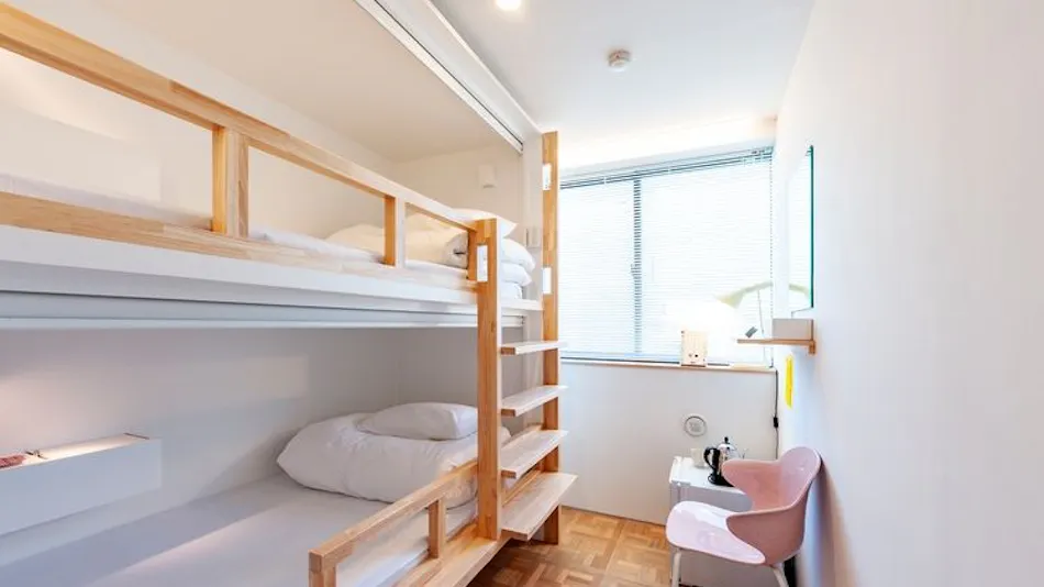 Plat Hostel Keikyu Haneda Home