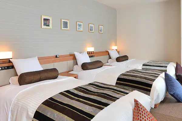 ห้องทริปเปิลสำหรับครอบครัวสไตล์ญี่ปุ่น