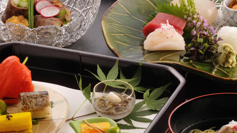 Atami Taikanso, a Ryokan Associated with Yokoyama Taikan