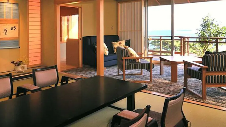 Atami Taikanso, a Ryokan Associated with Yokoyama Taikan