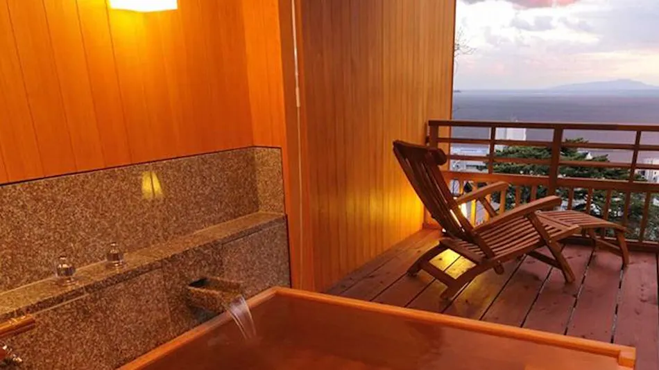 Atami Taikanso, a Ryokan Associated with Yokoyama Taikan