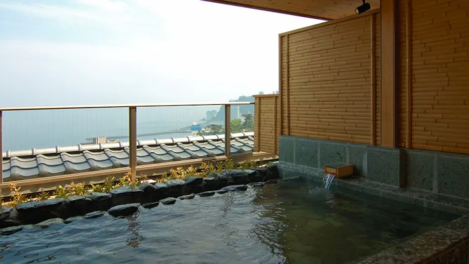Atami Taikanso, a Ryokan Associated with Yokoyama Taikan