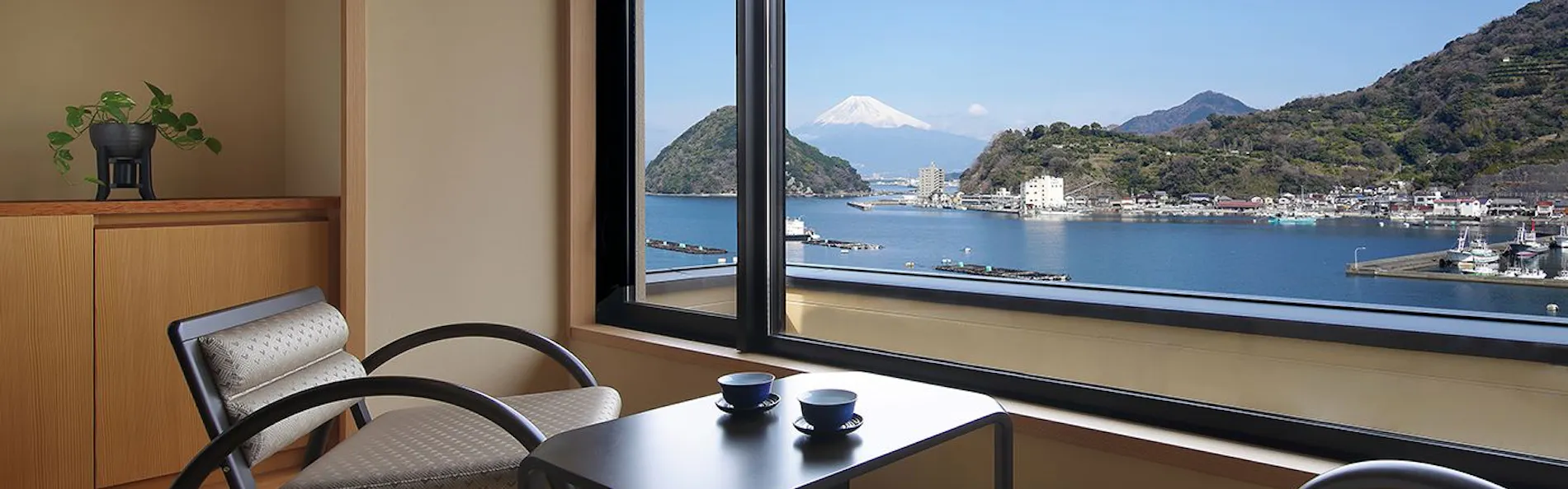 伊豆・三津浜温泉 松濤館