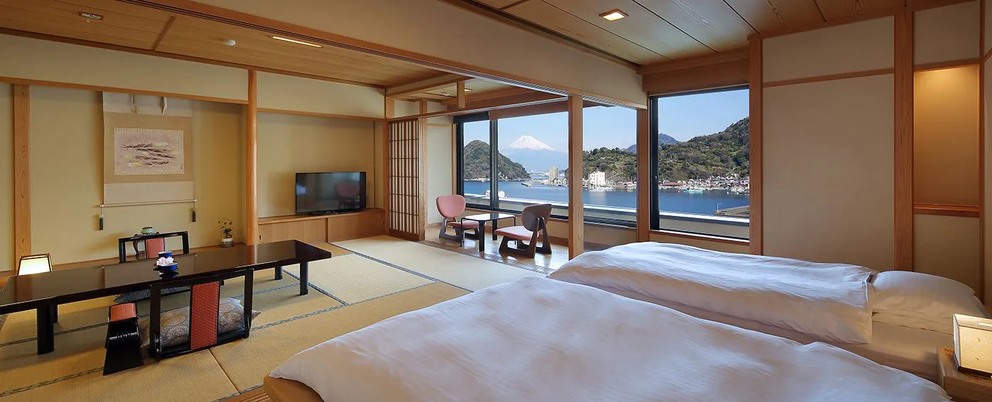 半露天風呂付和洋室「花・海」