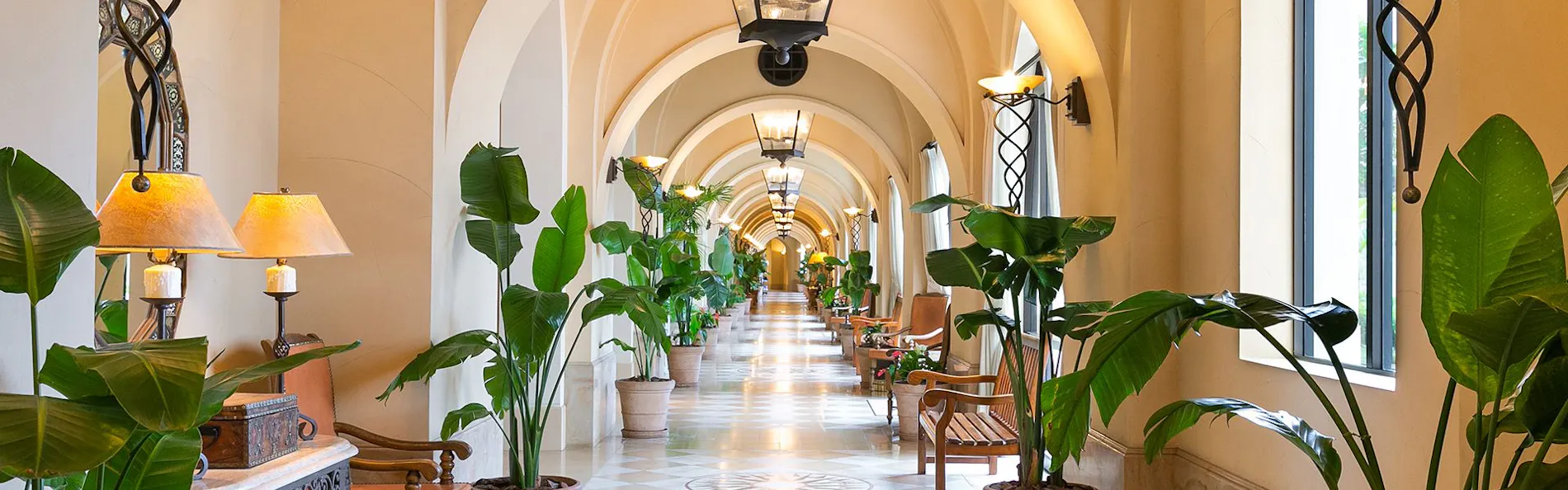 ホテル日航アリビラ ヨミタンリゾート沖縄