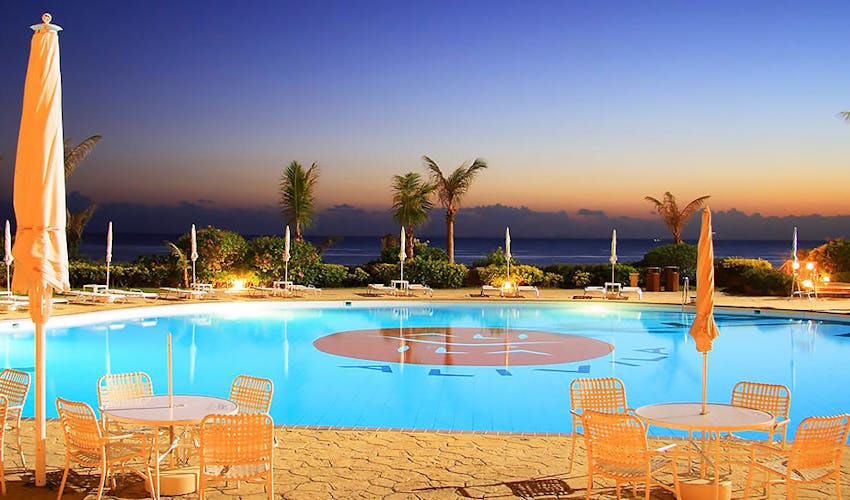 ホテル日航アリビラ ヨミタンリゾート沖縄 の宿泊プラン 宿泊予約は 一休 Com