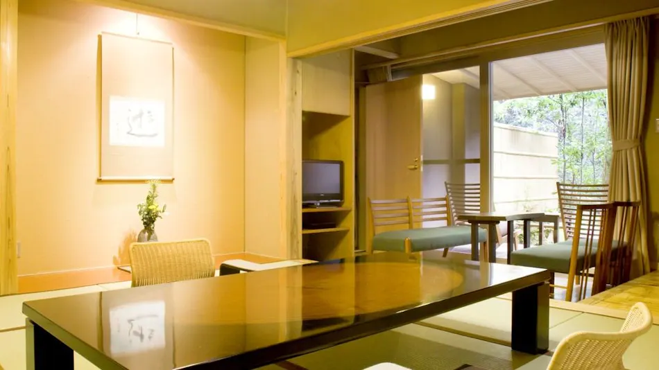 Tanigawa no Yu Asebino