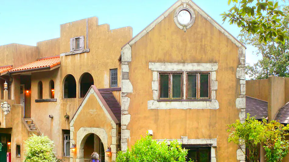Kaede-an: All Rooms with Private Open-Air Bath, British Antique Hotel