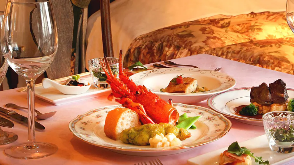 Kaede-an: All Rooms with Private Open-Air Bath, British Antique Hotel