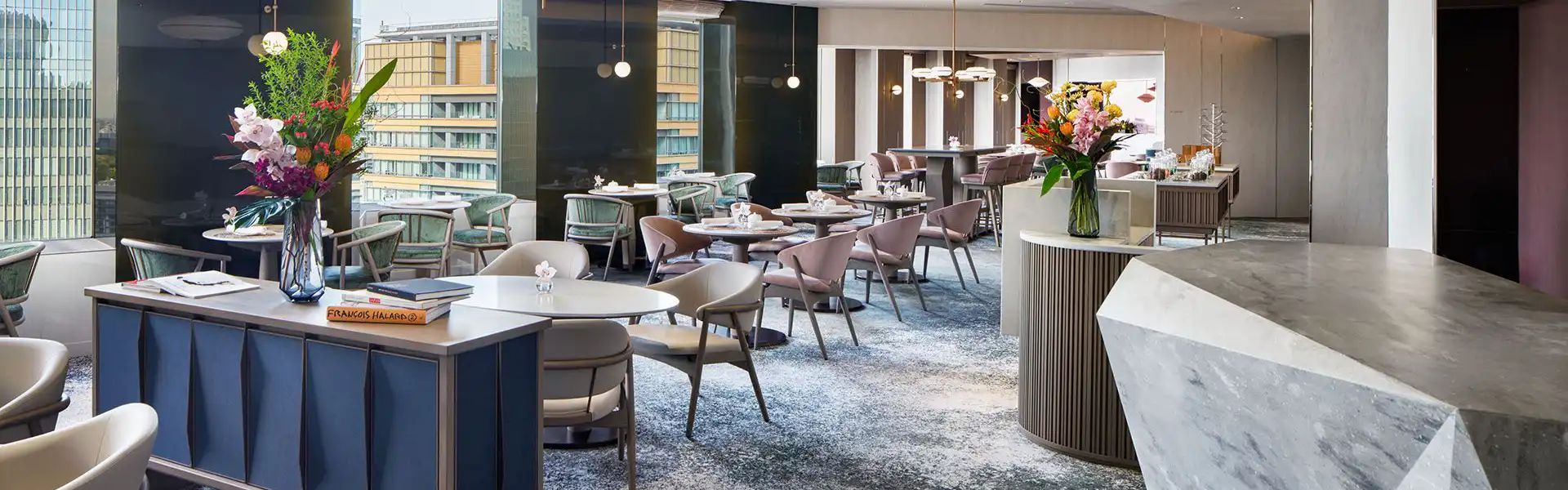 クラブラウンジ