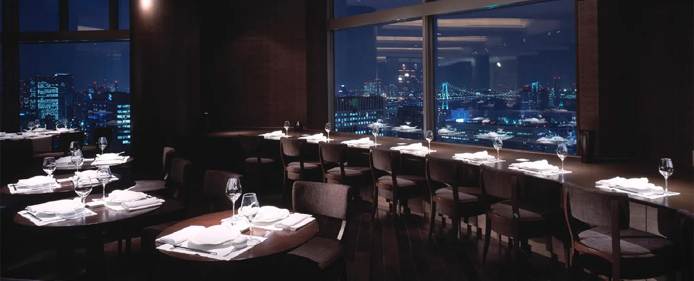 Restoran "The Score Dining"