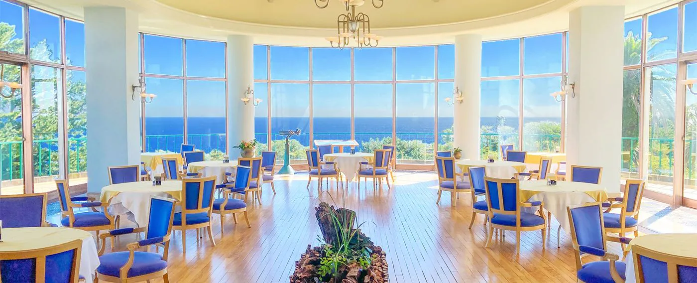 相模灘を一望しながら絶景アフタヌーンティー