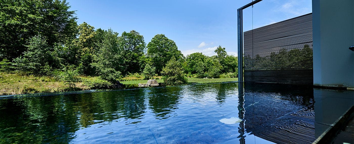 น้ำพุร้อนนิชิโอนุมะ “โมริโนะยุ”