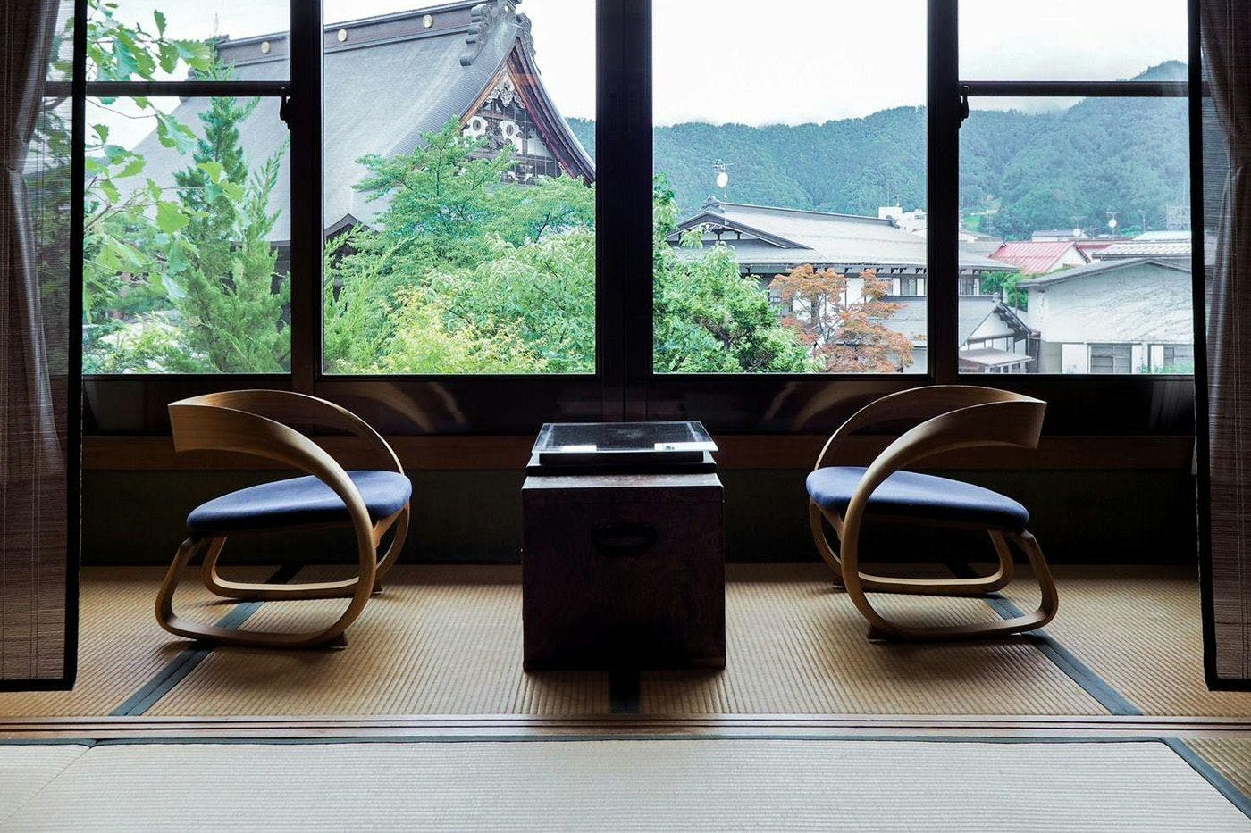 飛騨高山の奥座敷　八ツ三館