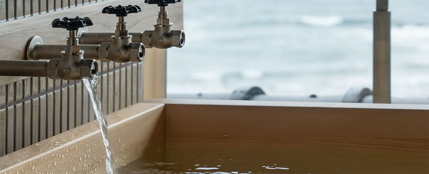 น้ำพุร้อน Yunohama ที่มีประวัติศาสตร์ยาวนานถึง 1000 ปี.