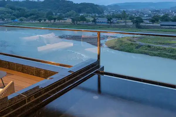 น้ำพุร้อน